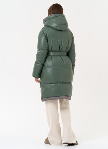 Женский пуховик из эко кожи с капюшоном