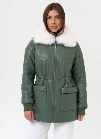 Женский пуховик из эко кожи с воротником из эко меха
