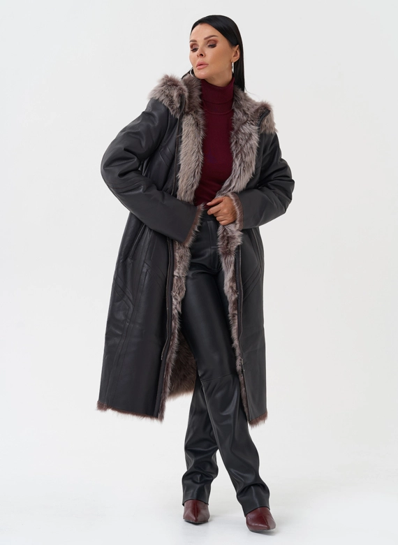 Дубленка с отделкой из тосканы с капюшоном