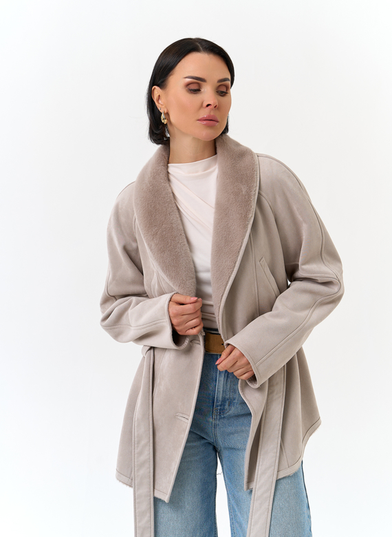 Женская дубленка из эко замши с поясом