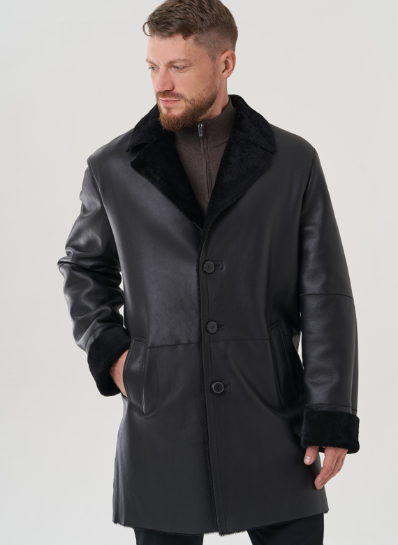 Дубленка мужская черного цвета 