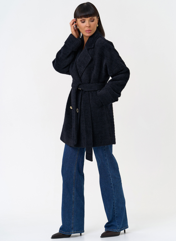 Женское полупальто с английским воротником