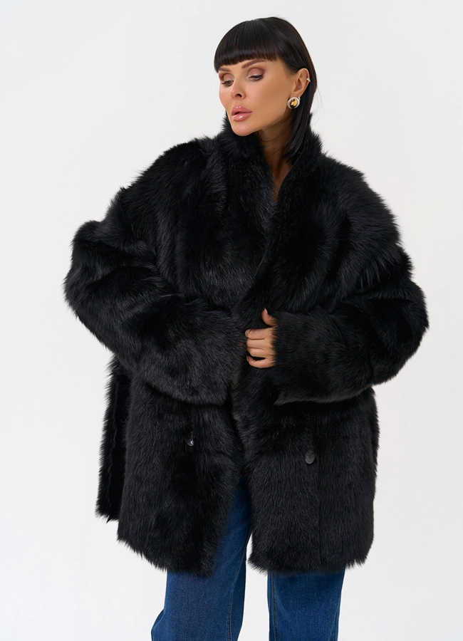 Двухсторонняя дубленка черного цвета с декоративным поясом модель № 31618 универмаг малина