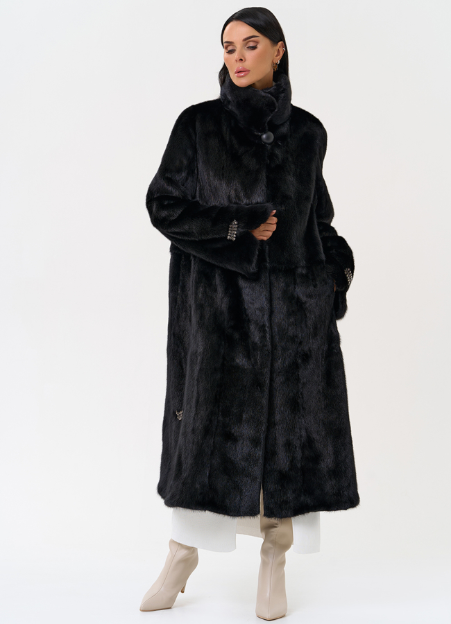 Длинная шуба с воротником стойкой модель № 31279 меха малина