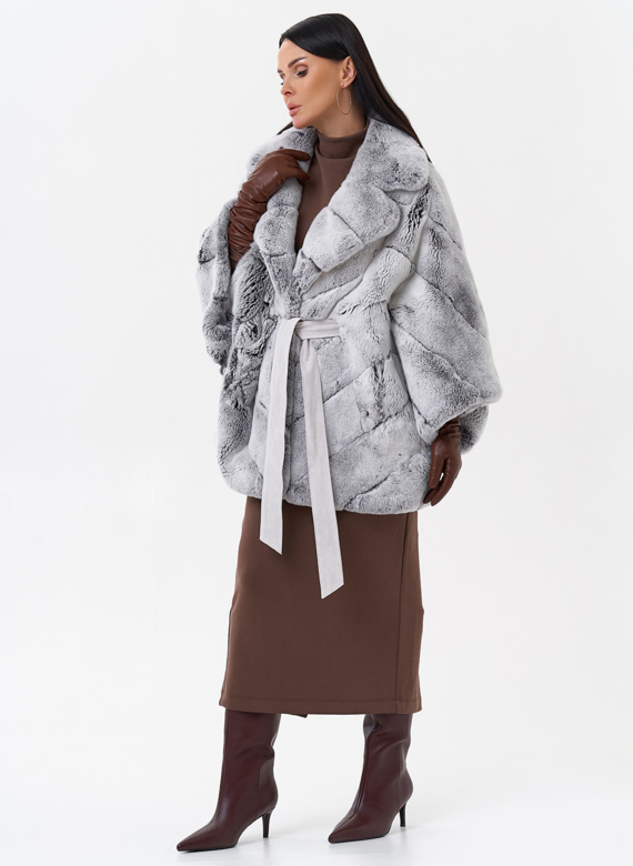 Шуба из меха кролика с английским воротником 
