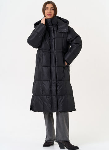 Женский пуховик черного цвета