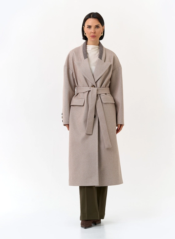 Женское пальто с акцентным воротником фото