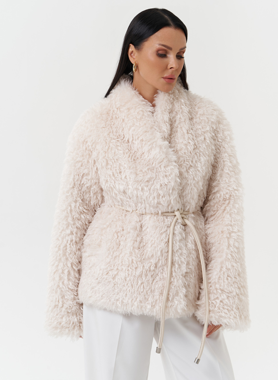 Шуба из эко меха под овчину