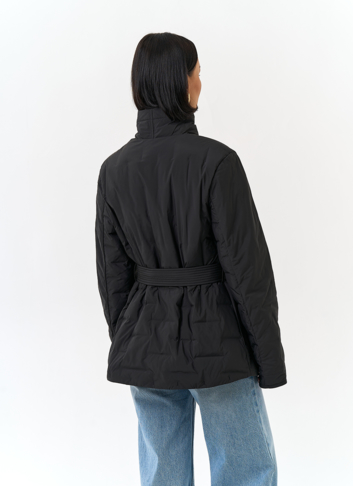 Женская куртка с поясом 