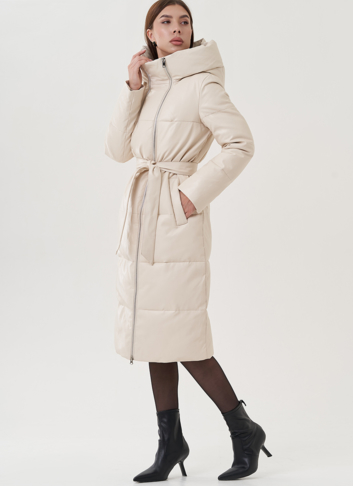 Пуховик из эко кожи молочного цвета с капюшоном