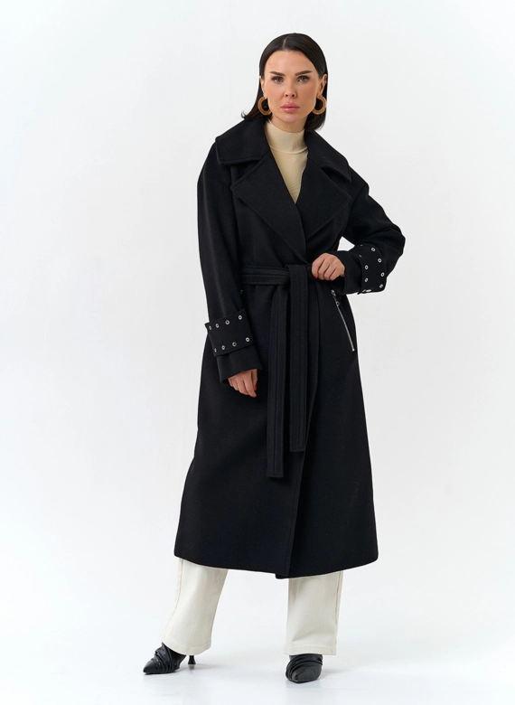 Женское пальто черного цвета фото