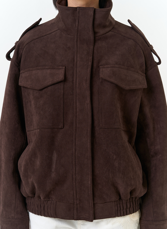 Женская куртка бомбер из эко замши 